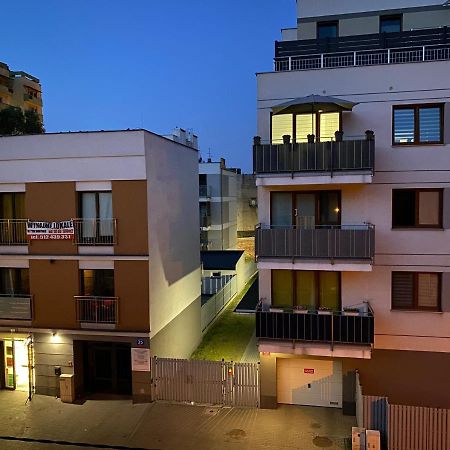 Piekarnia Apartamenty Manufaktura, Parking, Dostep Na Kod, Klima, 1-3 Pokoje, Prywatna Kamienica Łódź Kültér fotó