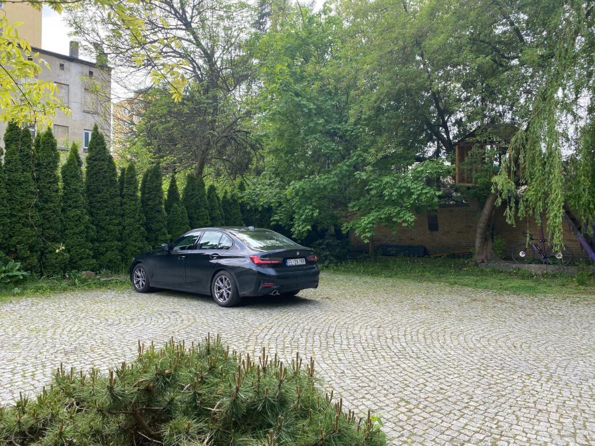 Piekarnia Apartamenty Manufaktura, Parking, Dostep Na Kod, Klima, 1-3 Pokoje, Prywatna Kamienica Łódź Kültér fotó